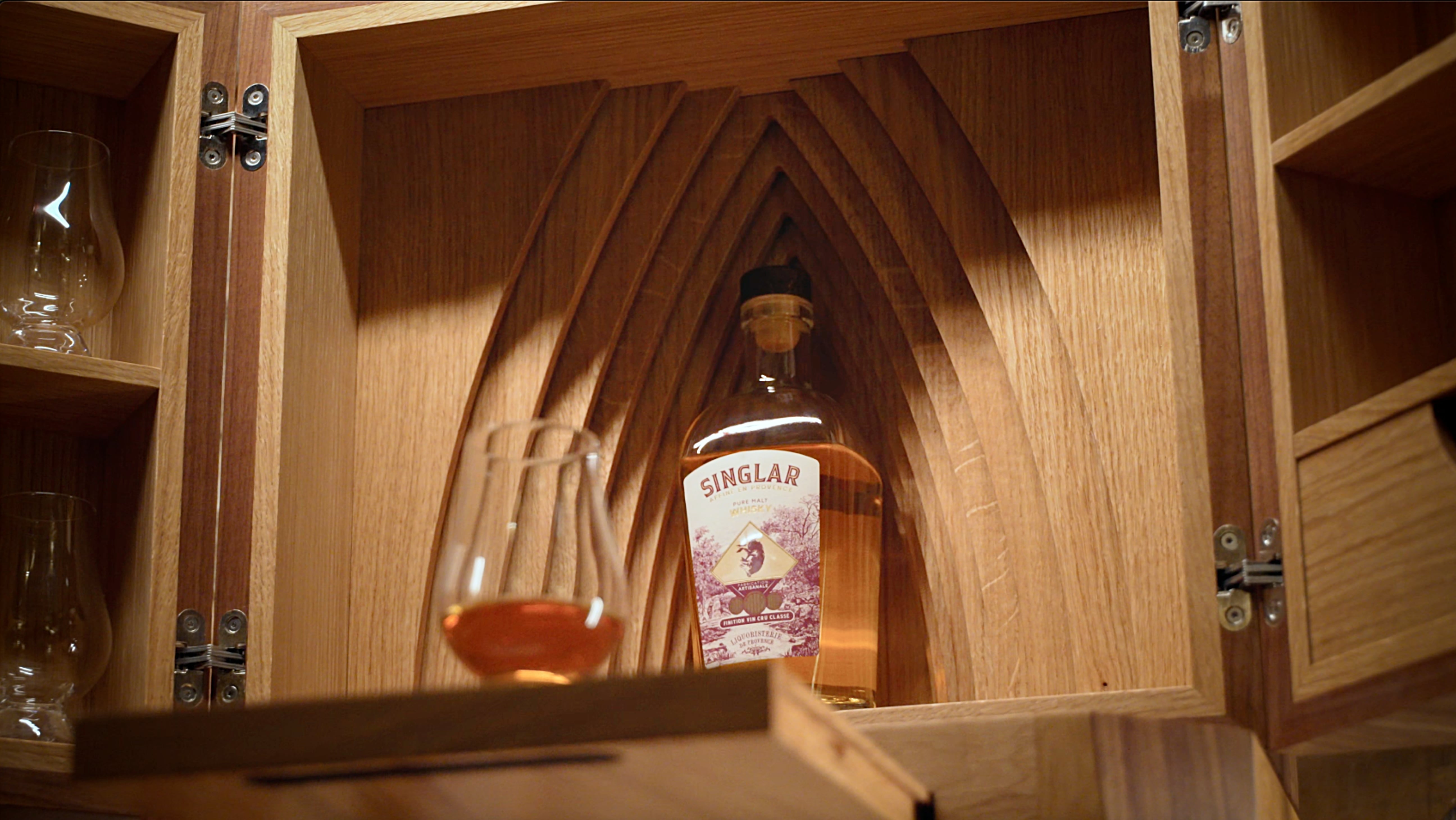 Le Cabinet à Spiritueux